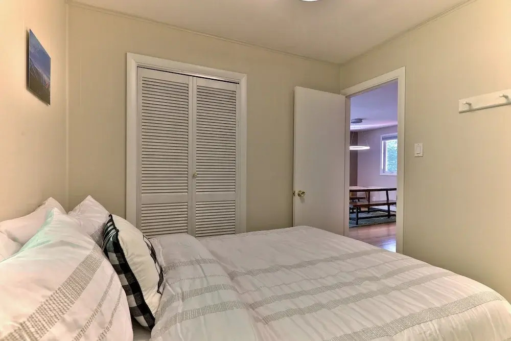 "the Shack" At Killington: 3br/1.5ba Remodeled Home. Hot Tub. 3 Bedroom Home