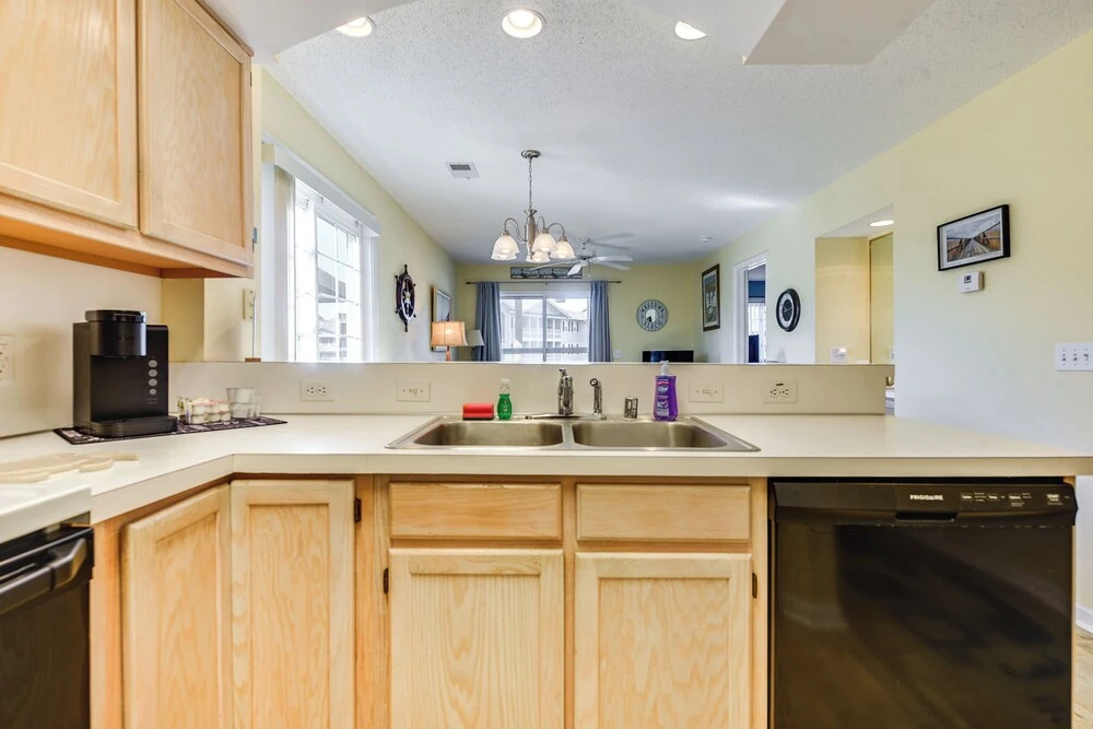 2 Blocks to Ocean: North Myrtle Beach Condo!