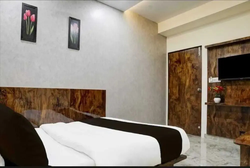 Hotel Shubham Inn Thaltej Ahmedabad