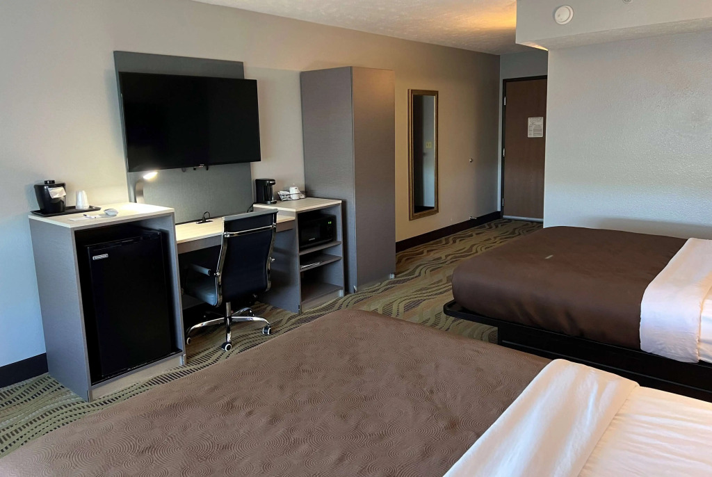 AmericInn by Wyndham Republic