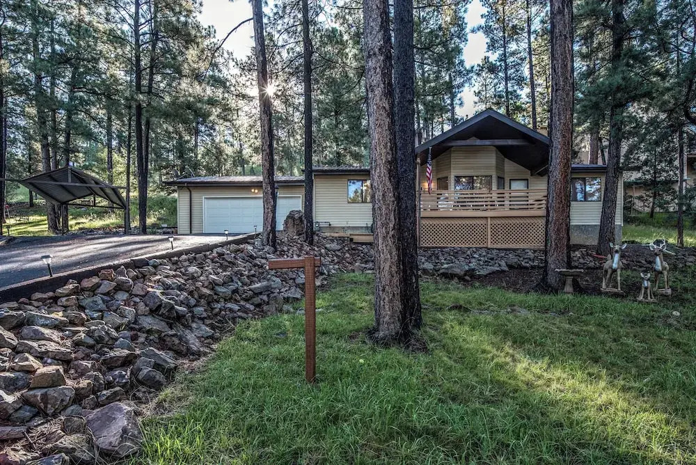 Season 4 Art by Ruidoso Vacation Rentals