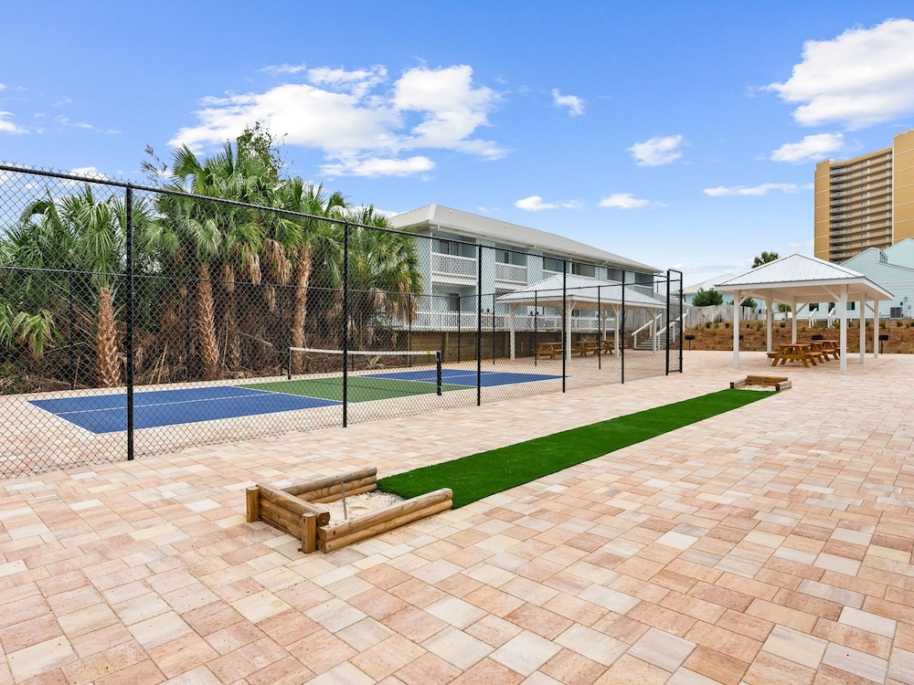 Southwind I Condo #K8 - Front Beach Flair