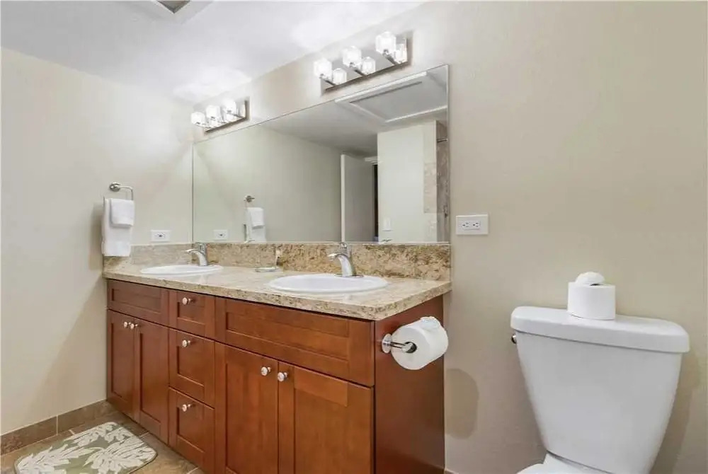 Kamaole Sands 2401 - Three Bedroom Condo with Ocean View