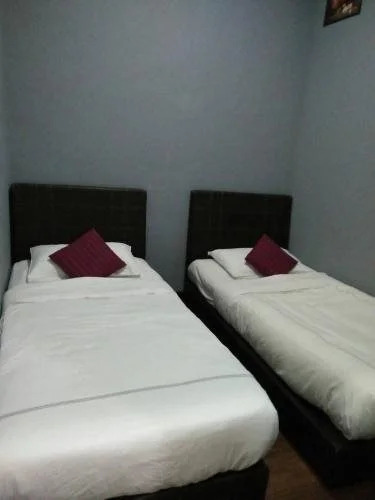 R&R Budget Inn - Hostel
