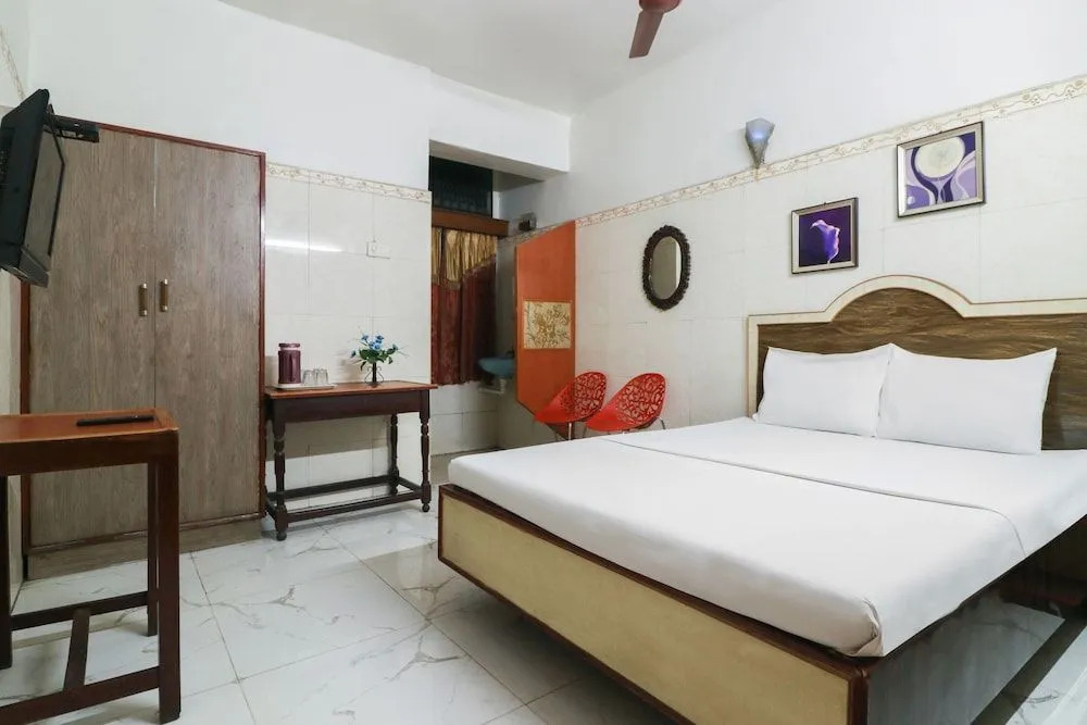 Spot on 27117 Mallika Residency