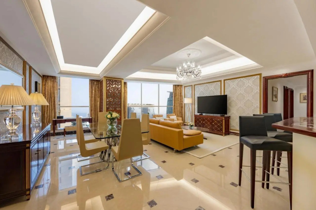 Dusit Hotel & Suites - Doha