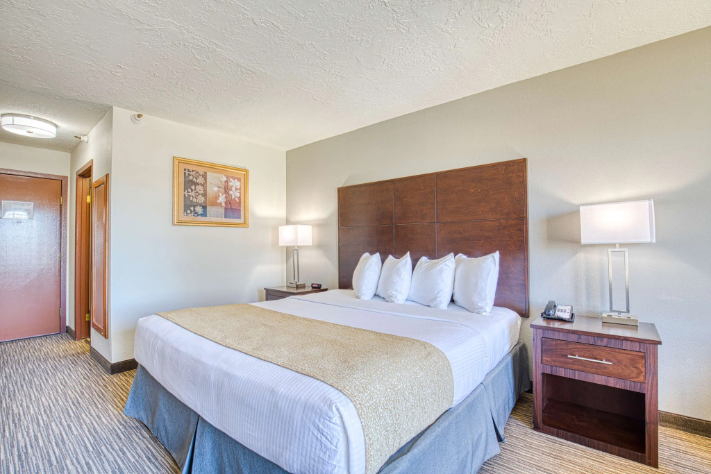 Best Western Green Valley Inn