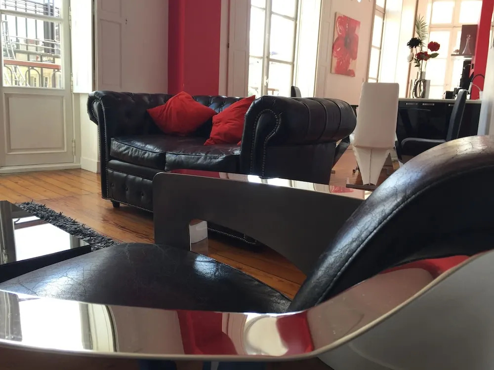 Gîte, Luxueux appartement T3 dans le Triangle D'Or "LES GRANDS HOMMES" Bordeaux
