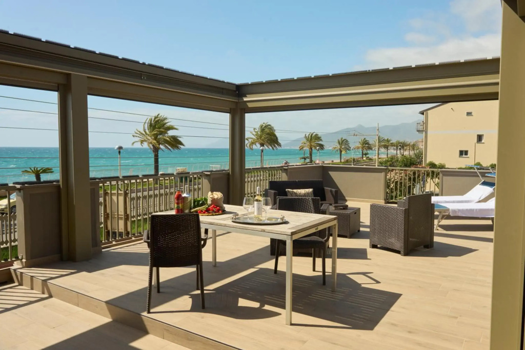 Terrazza sul mare a Pietra Ligure