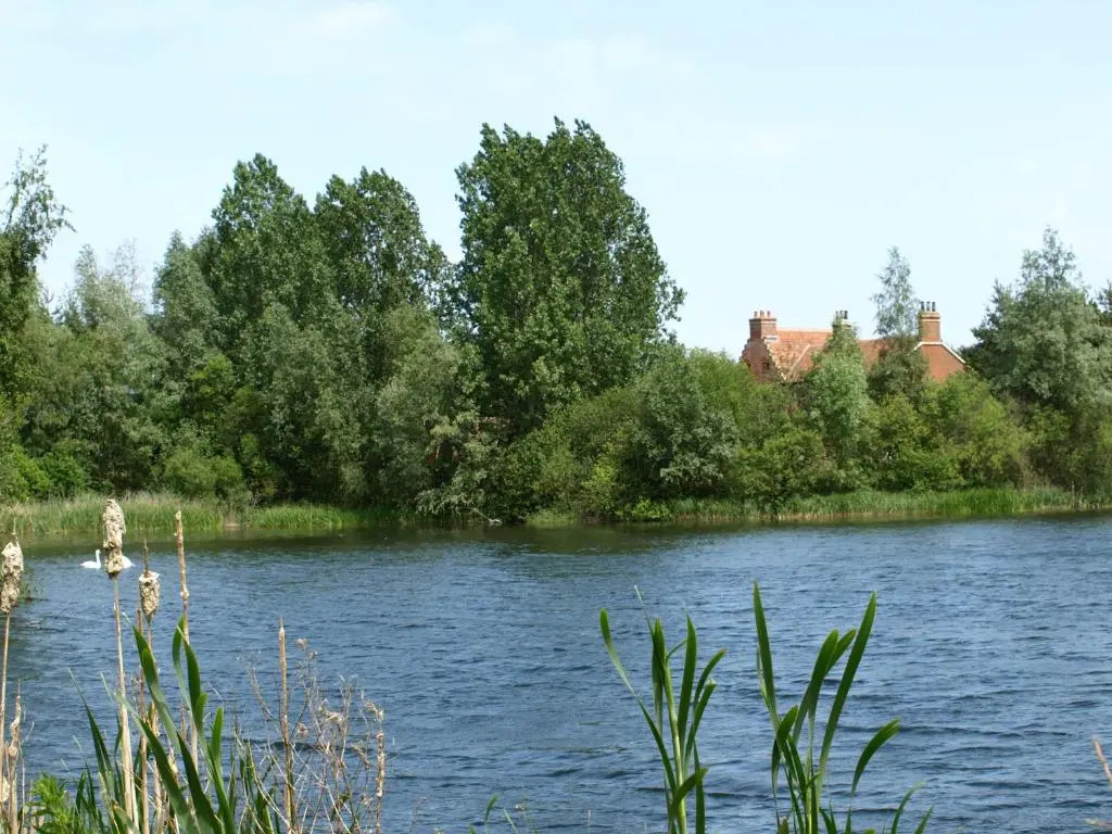Lakeview at Lodge Farm