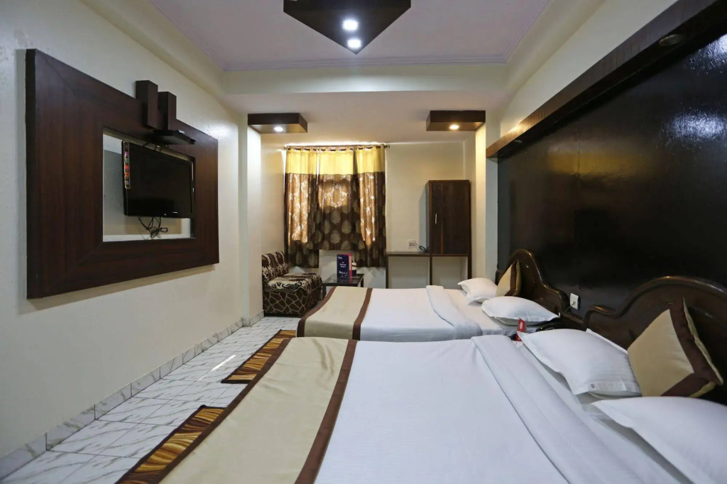 FabHotel Delhi Continental