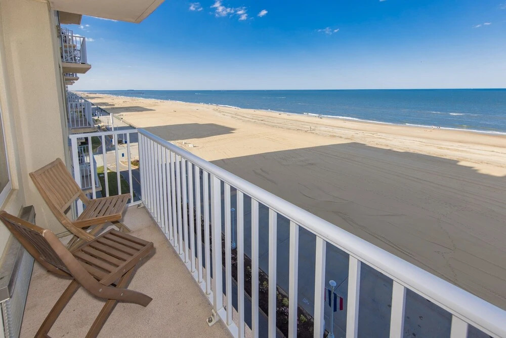 Feeling Tip-sea 2 Bedroom Home by Redawning