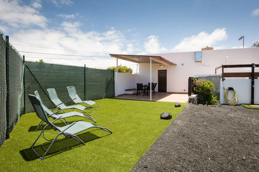 Home2Book Comfy Casa Papá, Sunny Terrace With BBQ