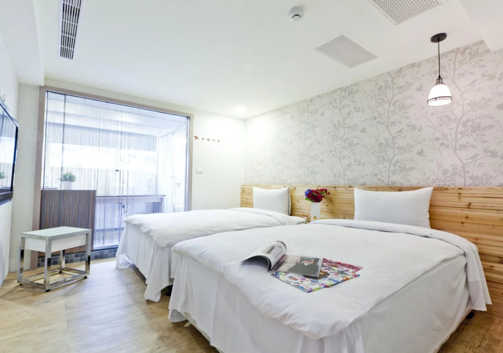 The Longstay Hotel