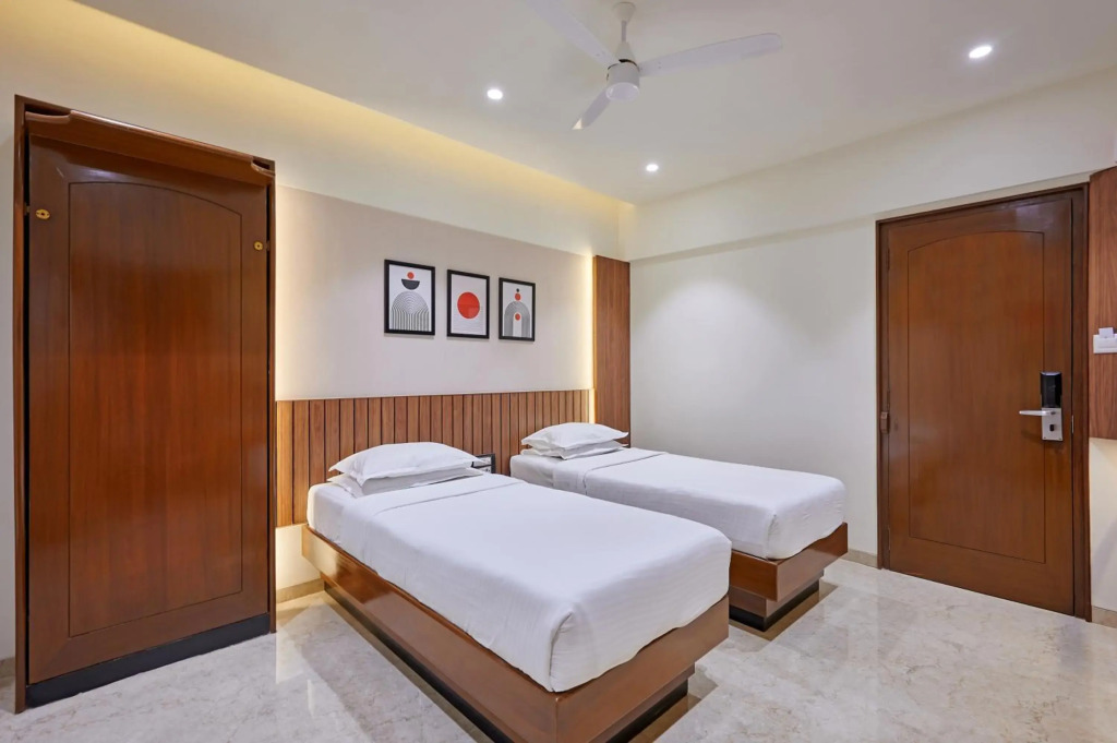 Hotel Karl Residency