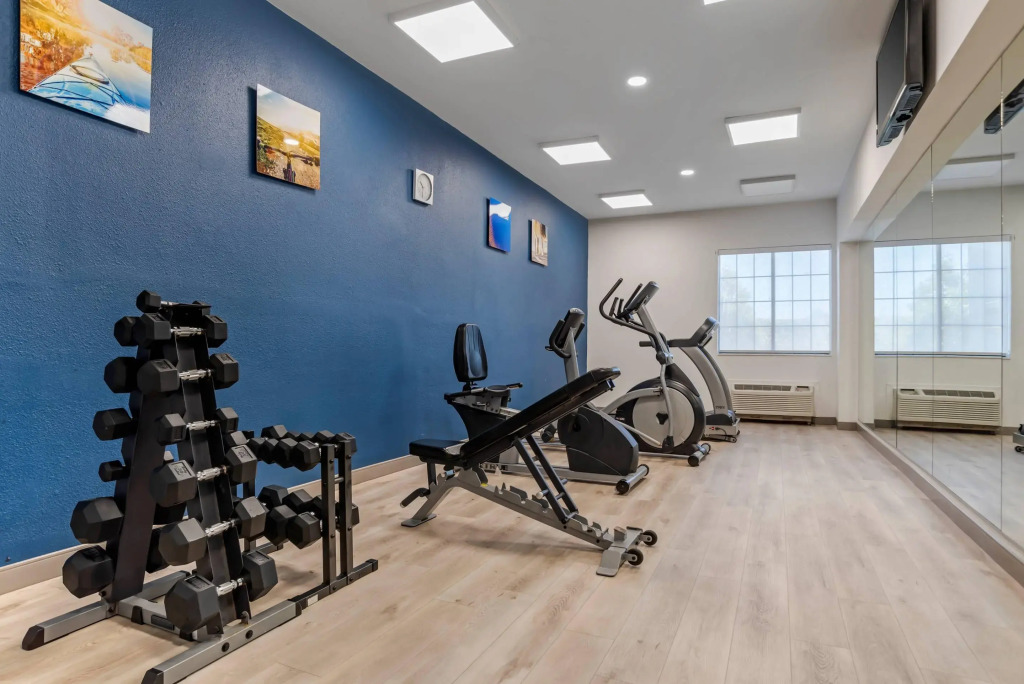 Comfort Suites Hattiesburg near University
