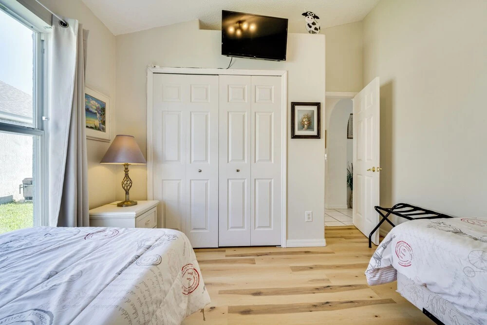 4 Mi to Disney: Home w/ Heated Pool in Kissimmee!
