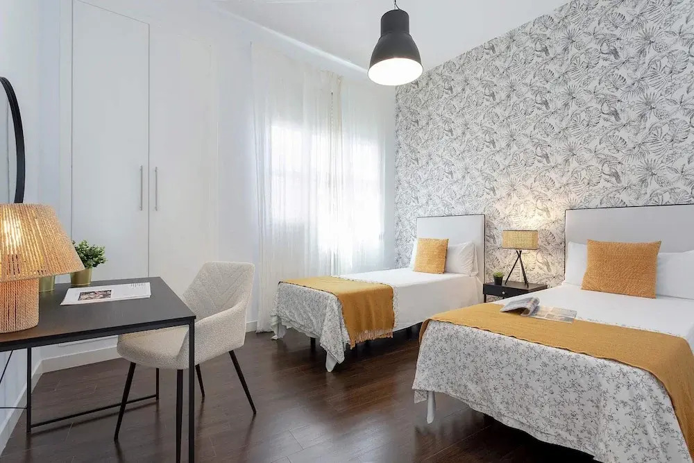 Wonderful Duplex Located in the Center of Malaga. Larios II