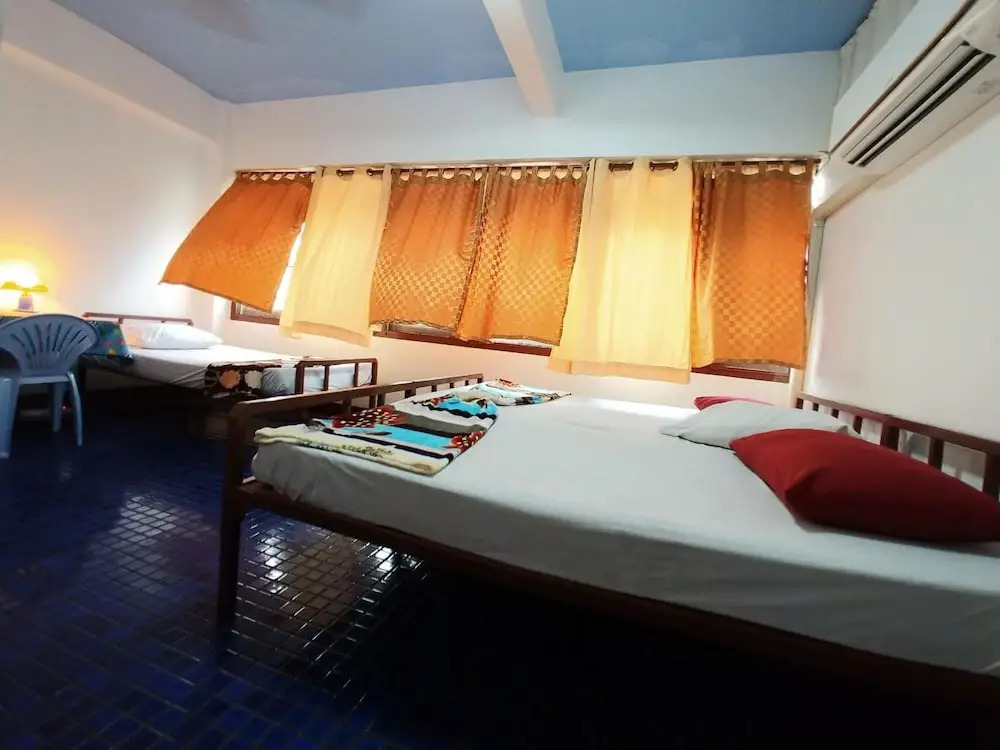 Prasuri Guest House