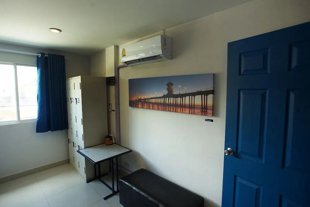 VR Meet Hostel
