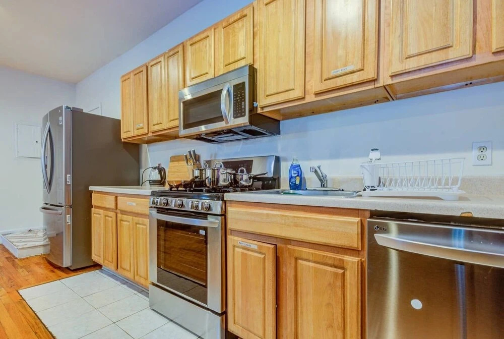 Huge & Cozy 3BR 2BA House 15m to Times Square
