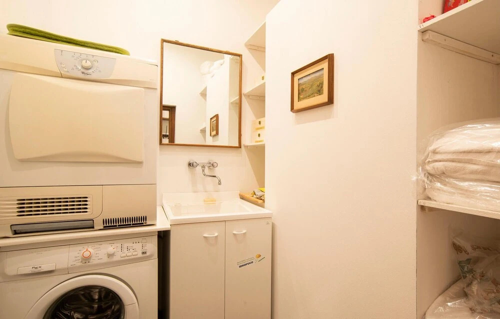 2 Bedroom Lovely Home In Chianciano Terme