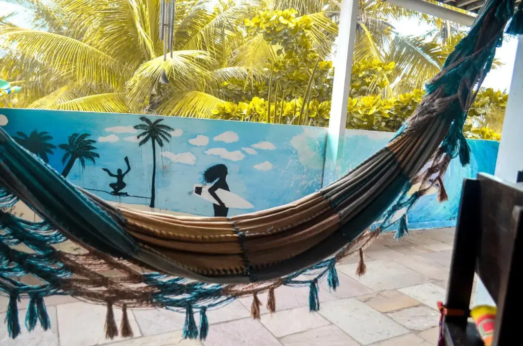 Hostel Ave Rara