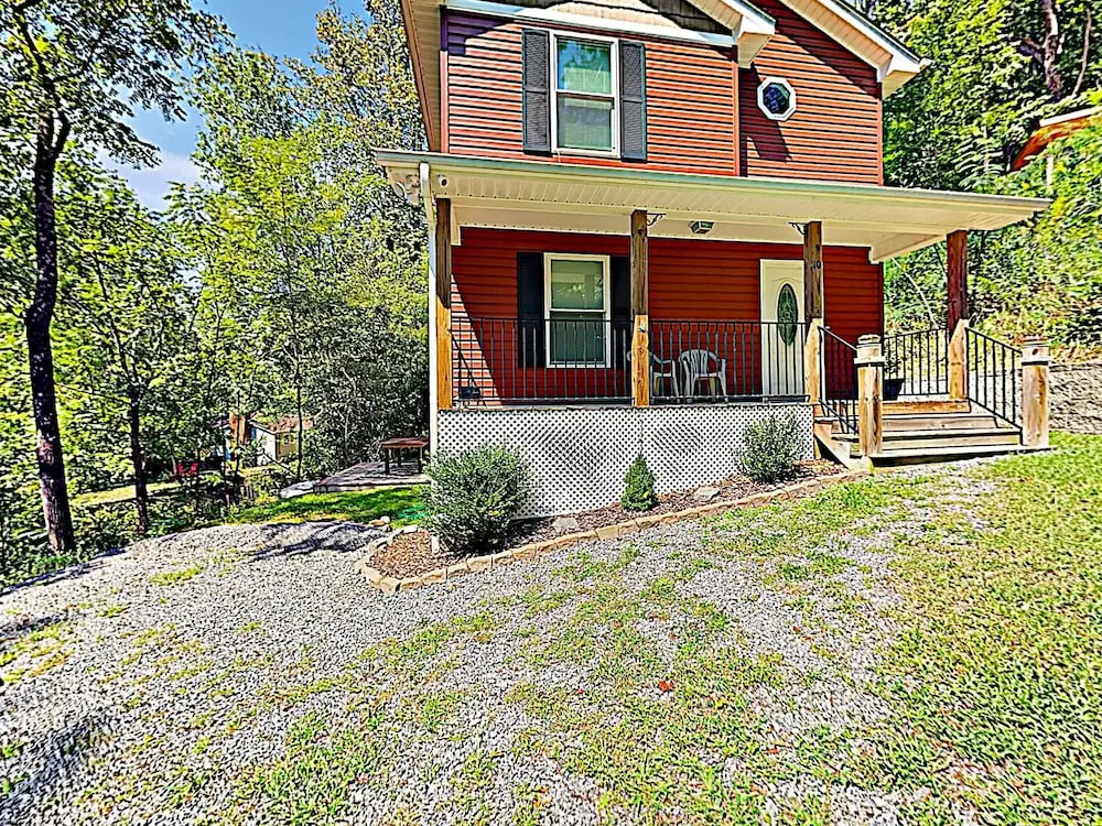 Painted Trillium 3 Bedroom Home