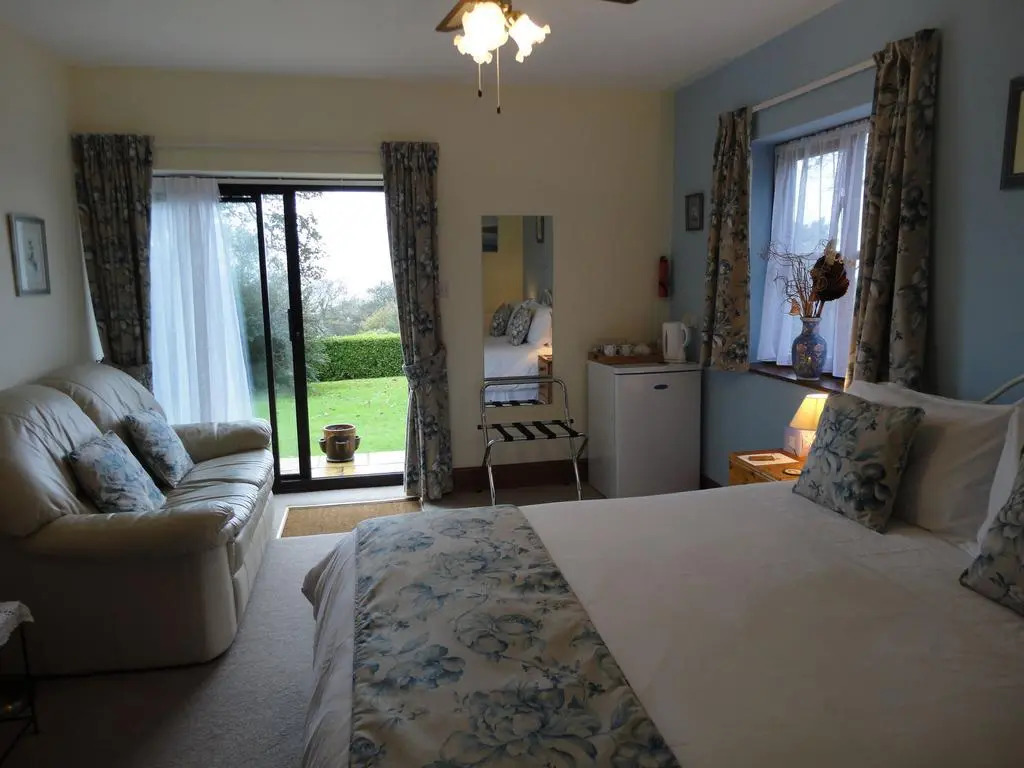 The Old Farmhouse B&B