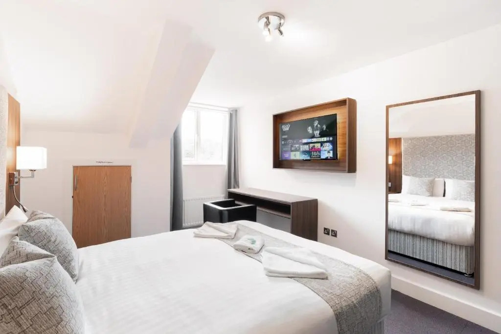Rivers Hotel