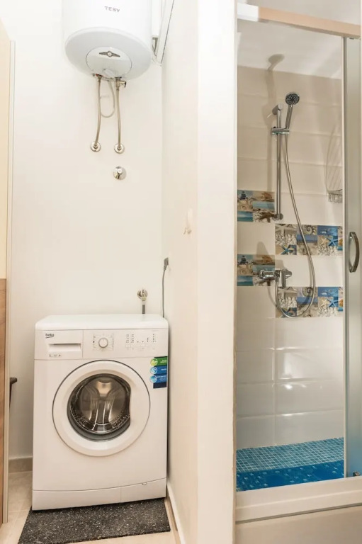 Comfortable Classy Apartment Close to Znjan Beach