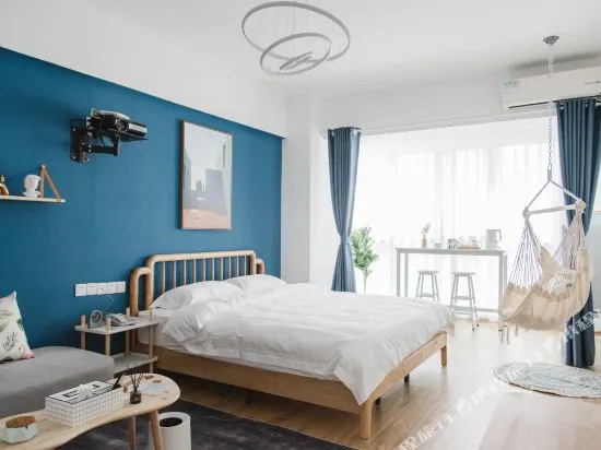 Nice Nas B&B （Longyan Station）