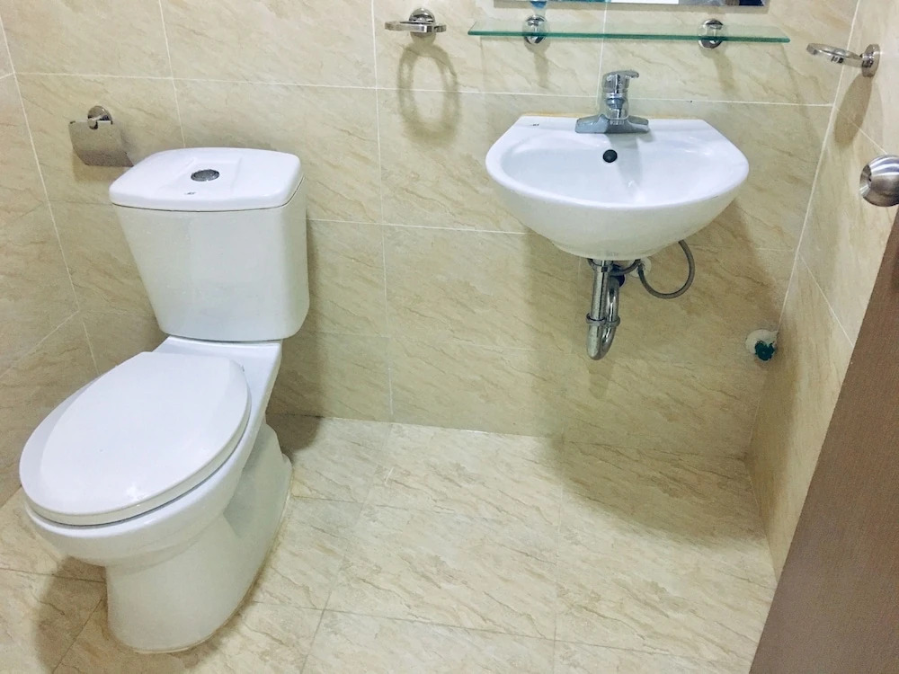 Hon Chong condotel