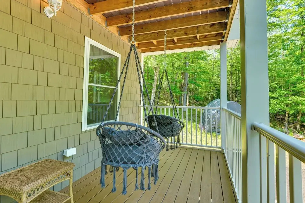 Game Room & Hot Tub: Old Forge Home!