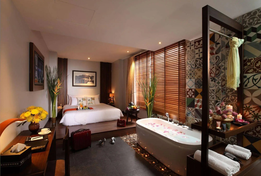 Silverland Sakyo Hotel