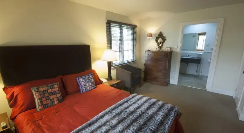 Pond View Lodge - Duchally