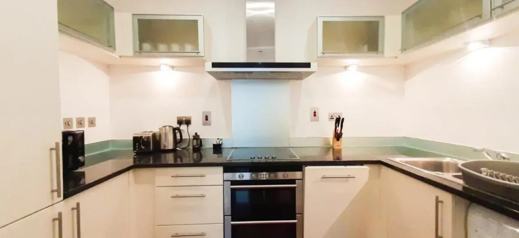 South Quay Serviced Apartments By Mysquare
