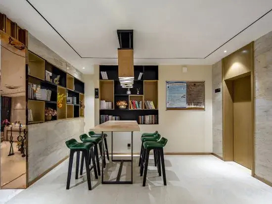 City Comfort Inn Hotel (Jinxiu Tongmu)