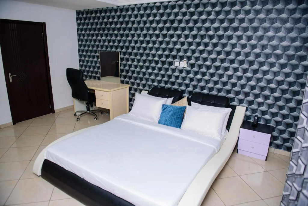 4 Bedroom Duplex-24Hrs Electricity/WIFI/Security