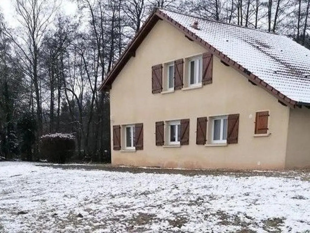 Gîte spacieux avec cheminée, proche nature, accessible PMR, idéal famille et motards - FR-1-589-34