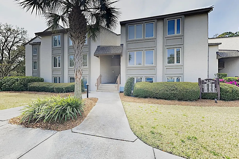 Lavish Villa at South Beach Marina condo