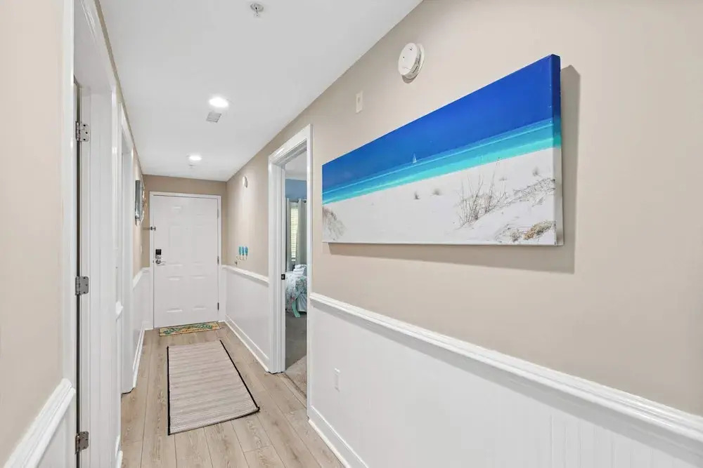 Adagio 302 Modern 2BR Condo With Ocean Views