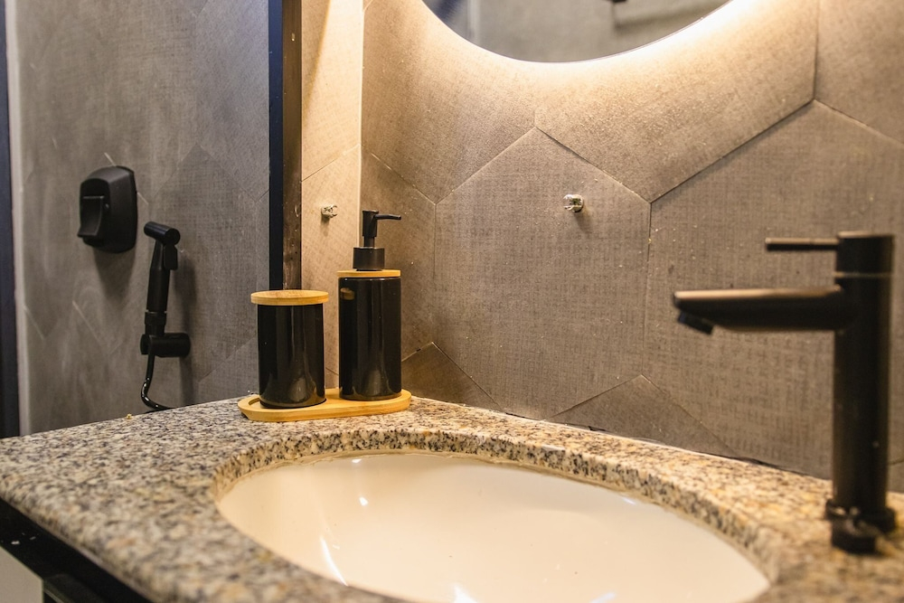 Studio Manaira #108 - Flat in Jampa by Carpediem