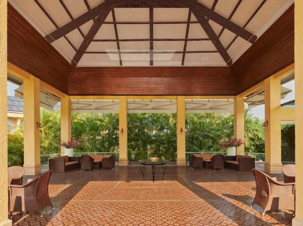 Tropical Retreat
