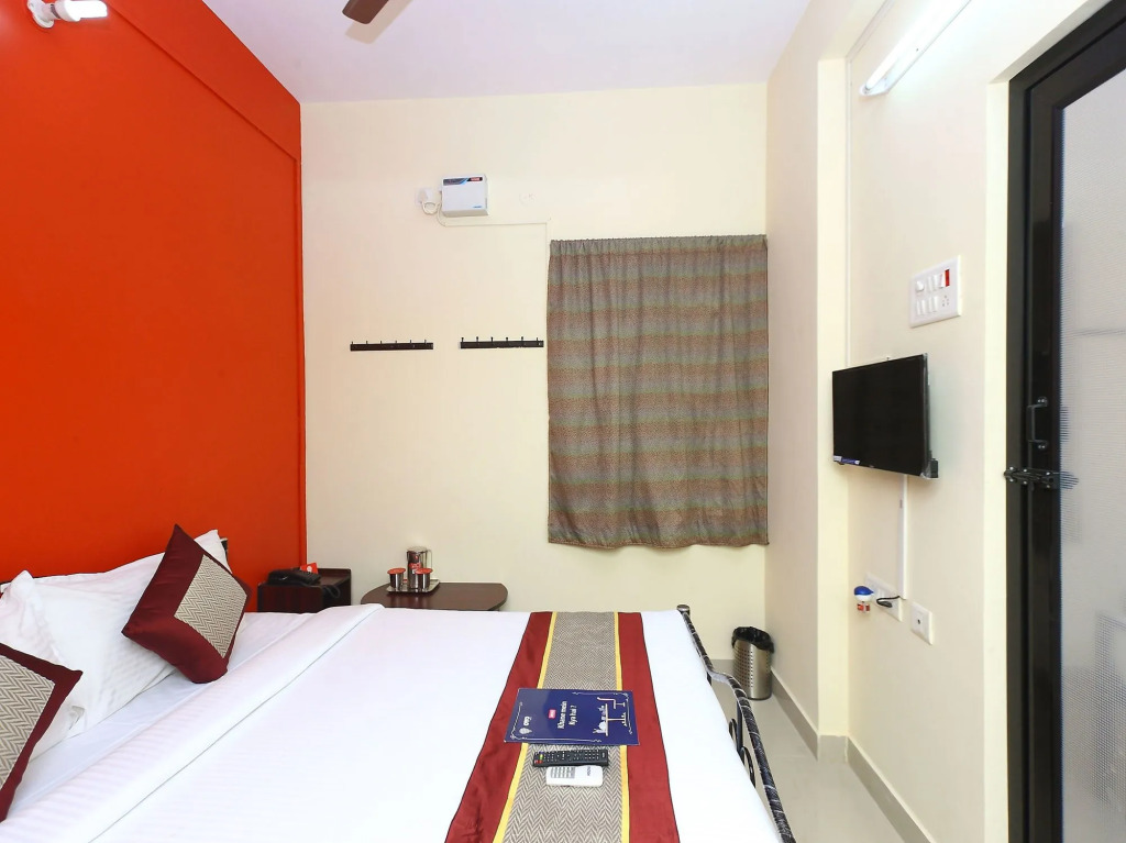 OYO 3860 Apartment JLS Gruha