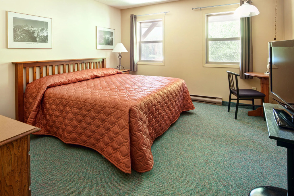 The Approach Hotel