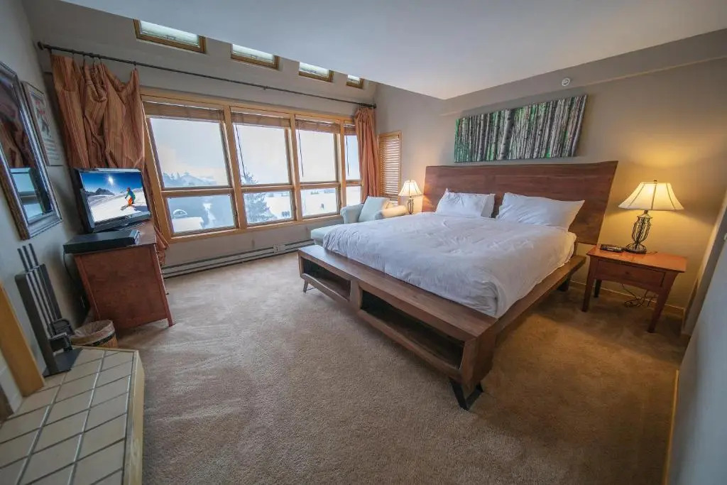 Liftside 309 by SummitCove Vacation Lodging