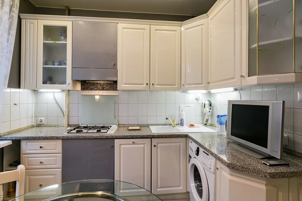 MaxRealty24 Черняховского, 3