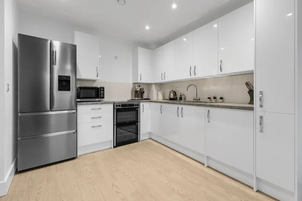 London - 1 Bed Apartment - Sleeps 2 - Long Stays