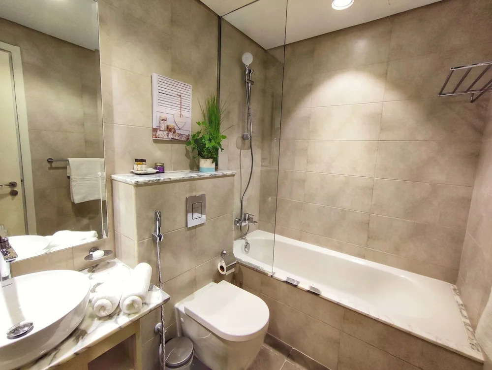 Whitesage - Deluxe Apartment With Unobstructed Sea Views